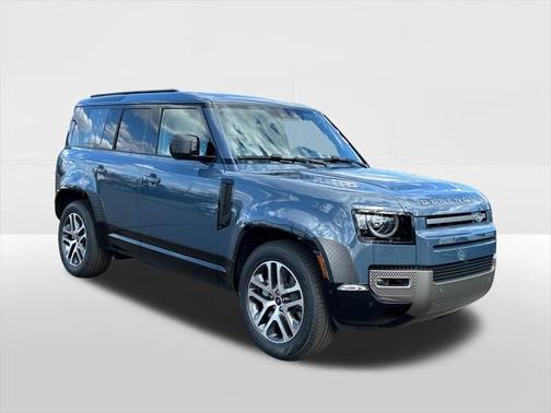2025 Land Rover Defender 110 P400 X-Dynamic SE