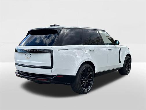 2025 Land Rover Range Rover P400 SE
