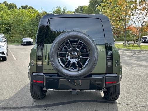 2026 Land Rover Defender S