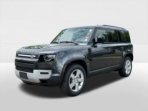 2025 Land Rover Defender 110 P300