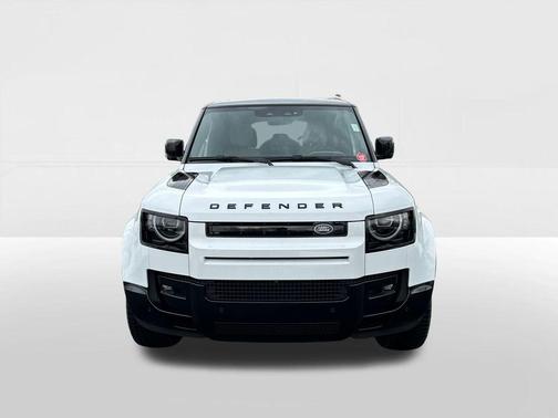 2026 Land Rover Defender P400 X-Dynamic SE