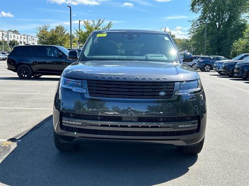 2025 Land Rover Range Rover P400 SE 7 Seat