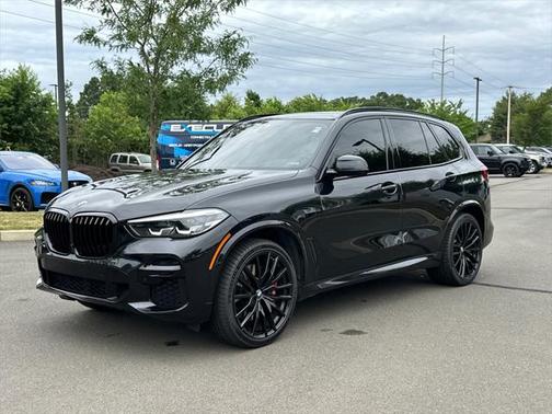 2022 BMW X5 M50i