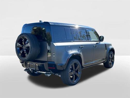 2026 Land Rover Defender X-Dynamic SE