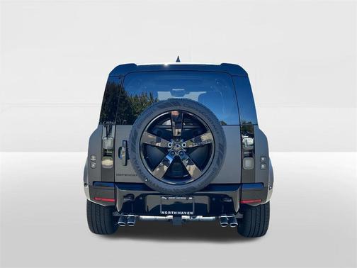 2026 Land Rover Defender X-Dynamic SE