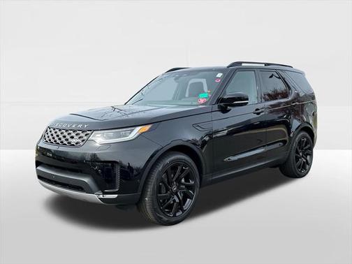 2025 Land Rover Discovery P300 S