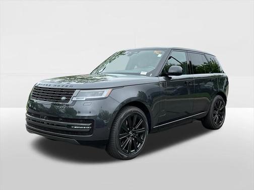 2025 Land Rover Range Rover P550e SE