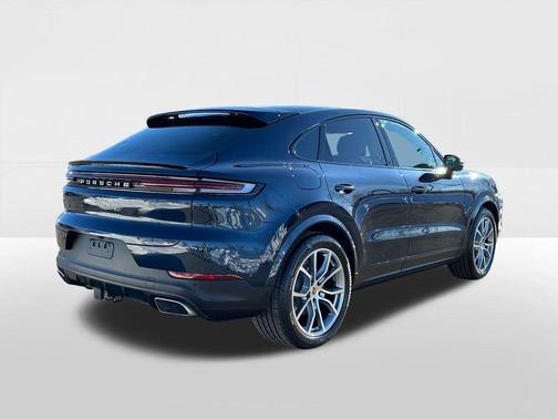 2024 Porsche Cayenne Base (Tiptronic)