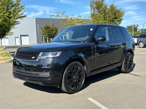 2025 Land Rover Range Rover P400 SE