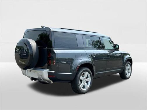 2025 Land Rover Defender 130 P300 S