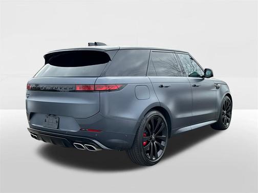 2025 Land Rover Range Rover Sport SE