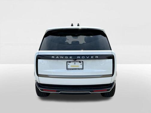 White 2026 Land Rover Range Rover P550e SE