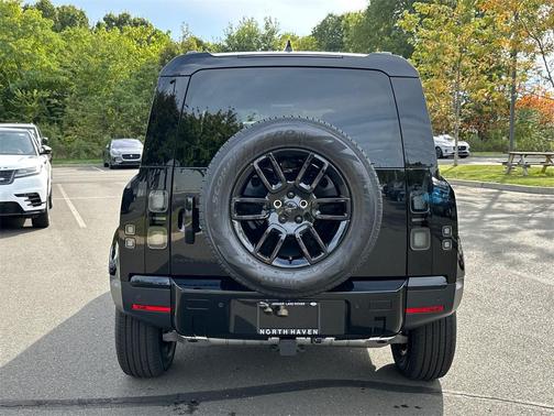 2026 Land Rover Defender S