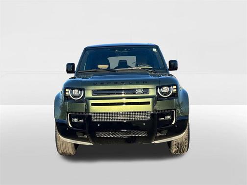 2026 Land Rover Defender X-Dynamic SE