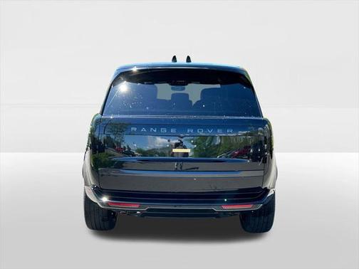 2025 Land Rover Range Rover P530 SE 7 Seat