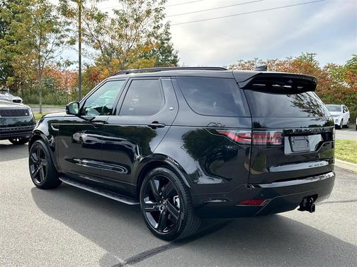 2024 Land Rover Discovery P360 Dynamic SE