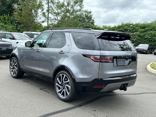 2025 Land Rover Discovery P360 Dynamic SE