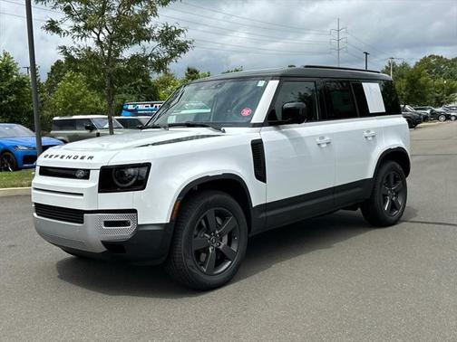 2025 Land Rover Defender 110 P400 S