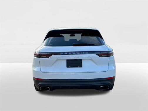 2023 Porsche Cayenne 