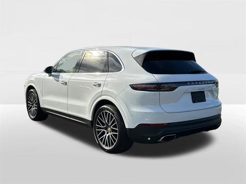 2023 Porsche Cayenne 
