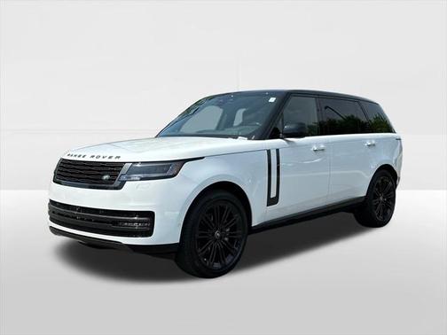 2025 Land Rover Range Rover P400 SE 7 Seat
