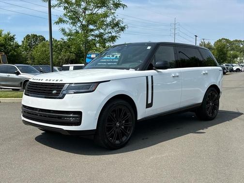 2025 Land Rover Range Rover P400 SE 7 Seat