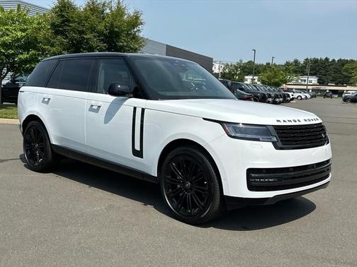 2025 Land Rover Range Rover P400 SE 7 Seat