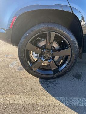 2026 Land Rover Defender P400 X-Dynamic SE