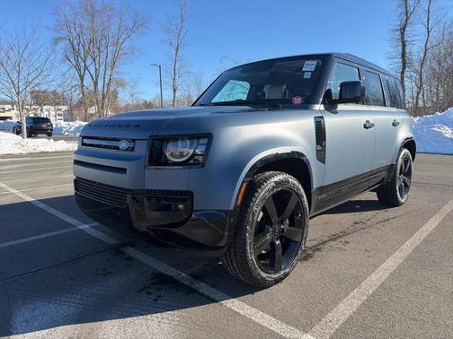 2026 Land Rover Defender P400 X-Dynamic SE