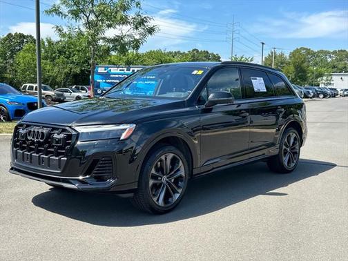 2025 Audi Q7 55 Premium Plus