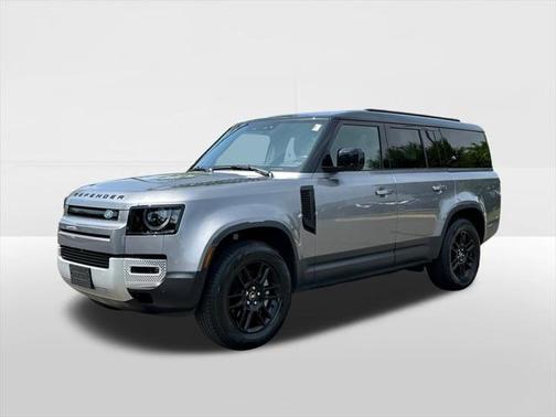 2023 Land Rover Defender 130 SE