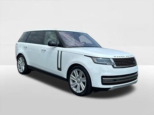 2023 Land Rover Range Rover P530 SE