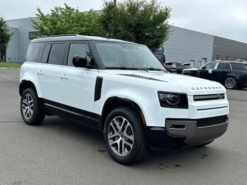 2025 Land Rover Defender 110 P400 X-Dynamic SE