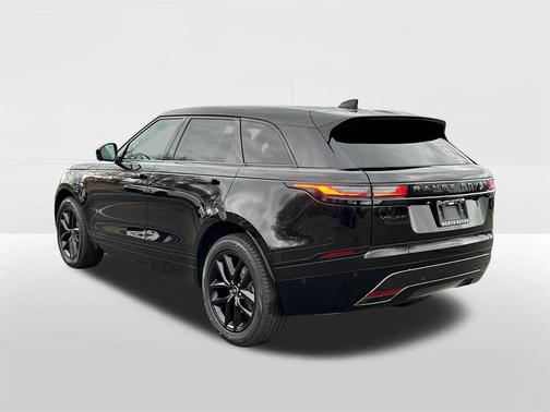 2026 Land Rover Range Rover Velar P250 SE R-Dynamic