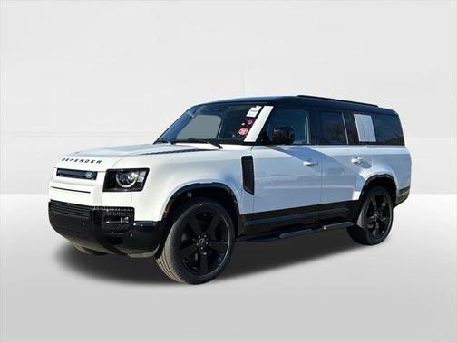 2025 Land Rover Defender 130 P400 X-Dynamic SE