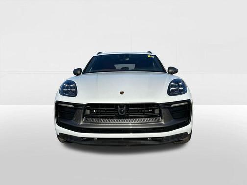 2024 Porsche Macan T
