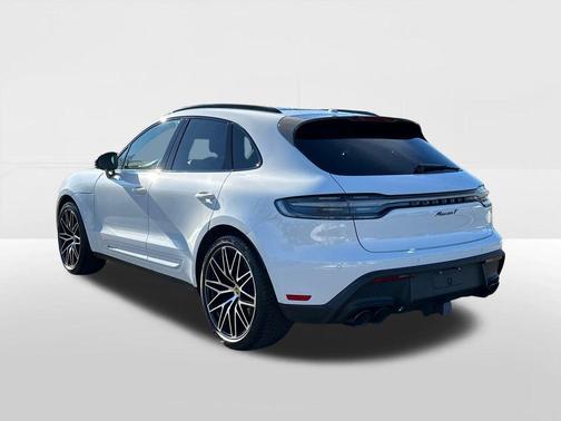 2024 Porsche Macan T