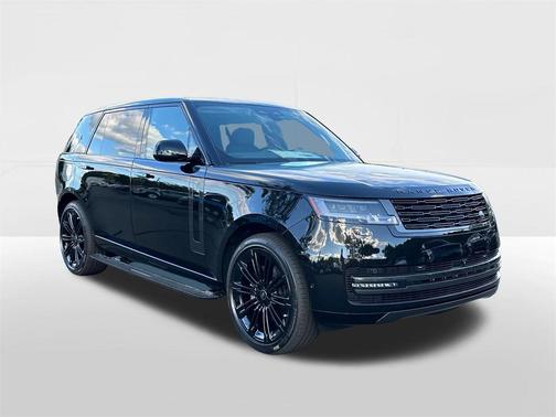 2025 Land Rover Range Rover P400 SE 7 Seat