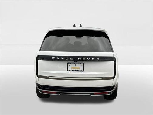 2025 Land Rover Range Rover P400 SE 7 Seat