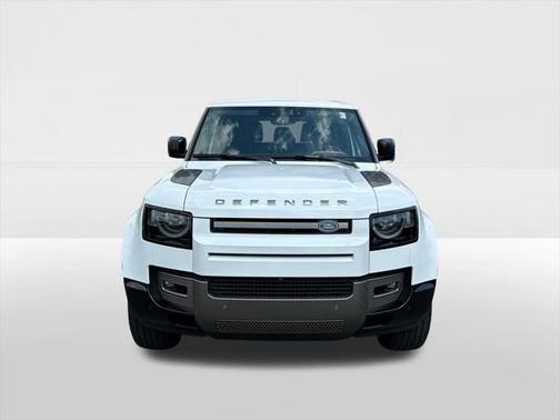 2024 Land Rover Defender 90 P400 X-Dynamic SE