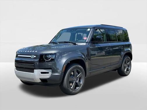2025 Land Rover Defender 110 P400 S