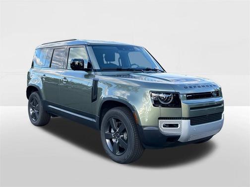 2025 Land Rover Defender 110 P300