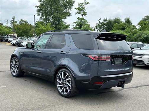 2025 Land Rover Discovery P360 Dynamic SE
