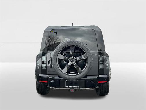 2026 Land Rover Defender P400 X-Dynamic SE