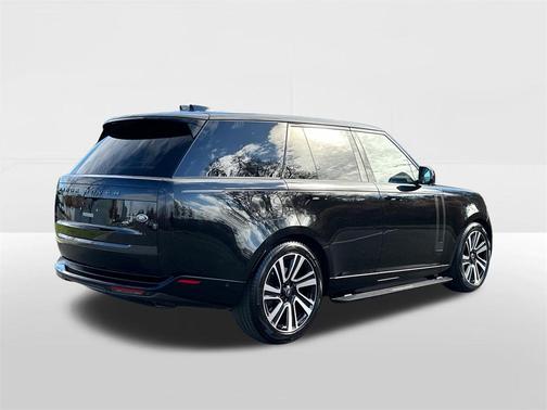 2023 Land Rover Range Rover P530 SE