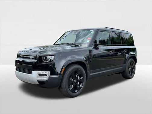 2025 Land Rover Defender 110 P300