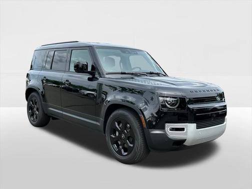 2025 Land Rover Defender 110 P300