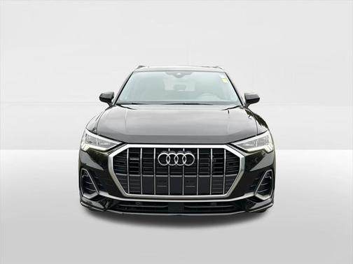 2023 Audi Q3 45 S line Premium Plus