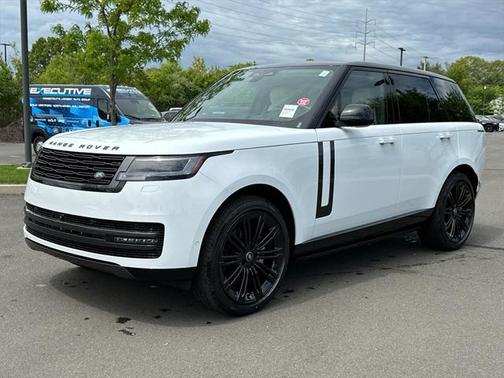 2025 Land Rover Range Rover P400 SE