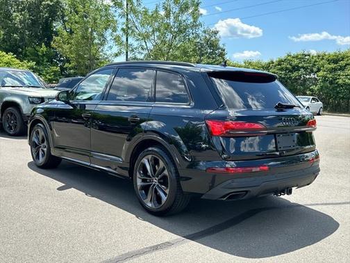 2025 Audi Q7 55 Prestige